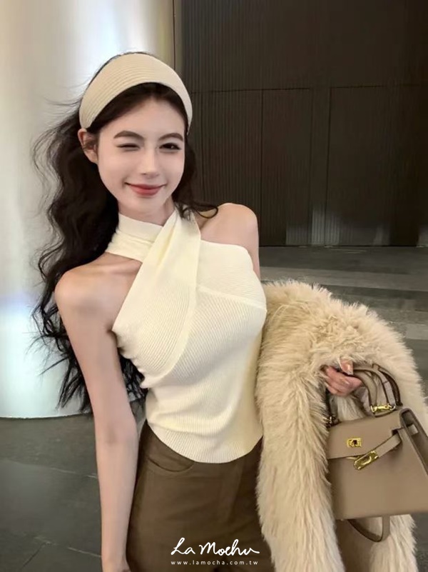 單扭結平口美背上衣